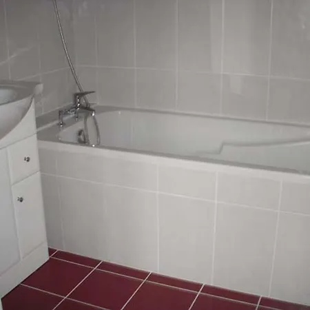 Nocleg ze śniadaniem La Maison Des Aurelines 3*