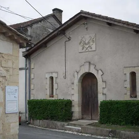 La Maison Des Aurelines Bed & Breakfast