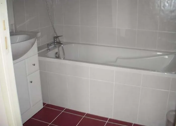 Bed and Breakfast La Maison Des Aurelines 3*